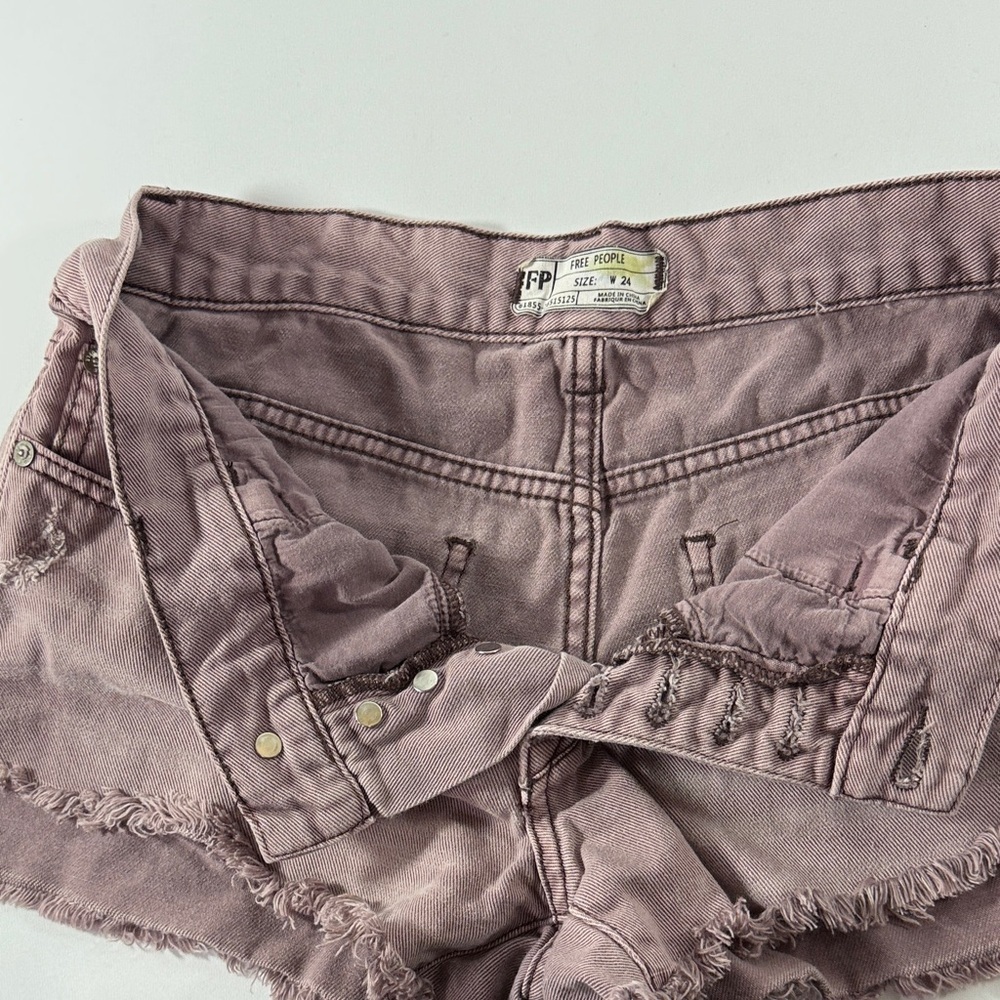 Free People Women's Distressed Pink Shorts Size 24 - Picture 10 of 12